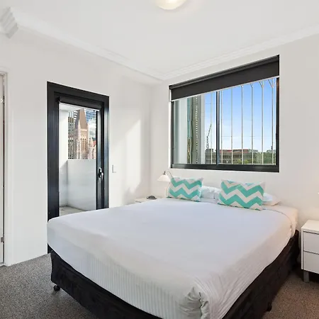 Republic Apartments Brisbane City Exterior photo