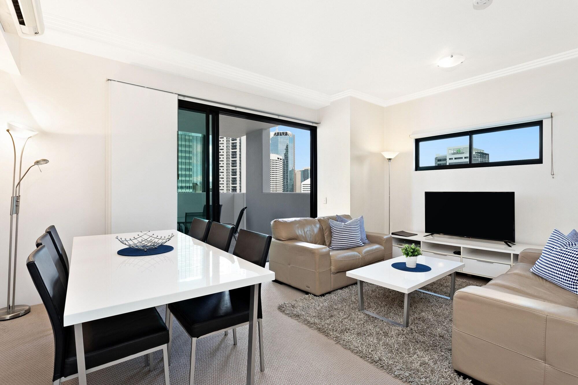 Republic Aparthotel