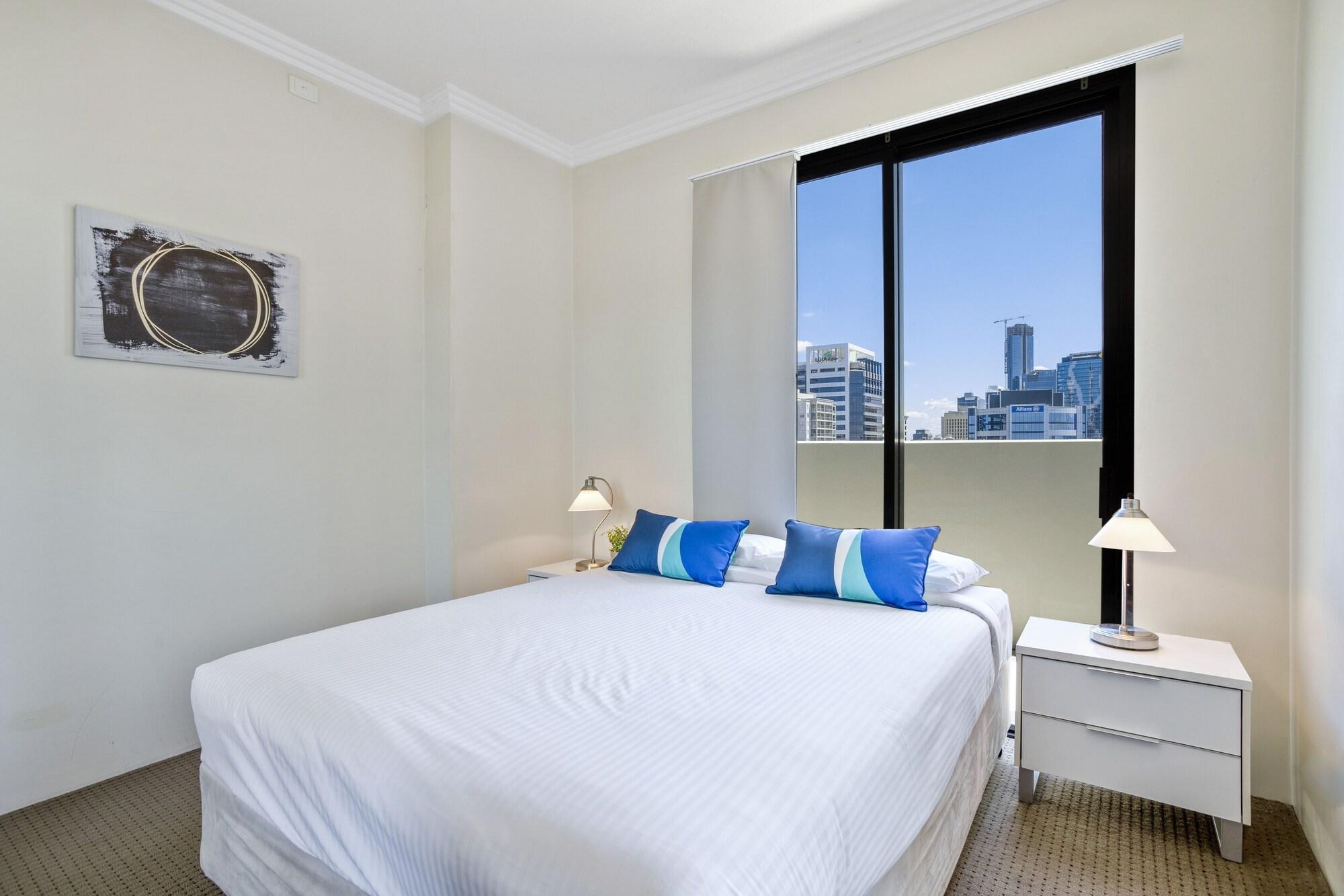 Republic Aparthotel 4*