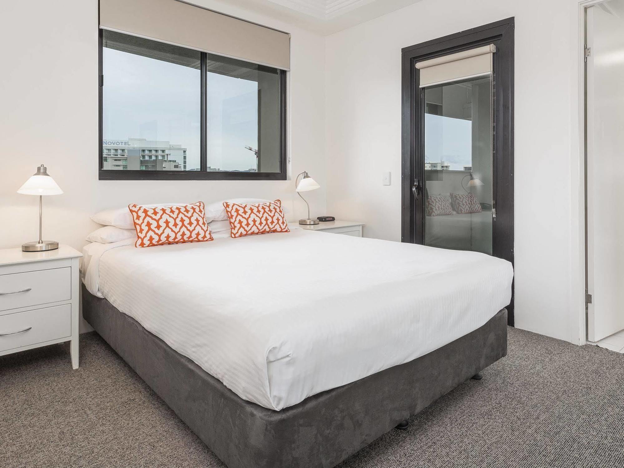 Aparthotel Republic 4*
