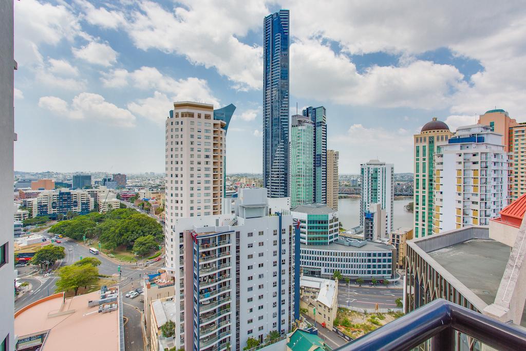 Republic Aparthotel